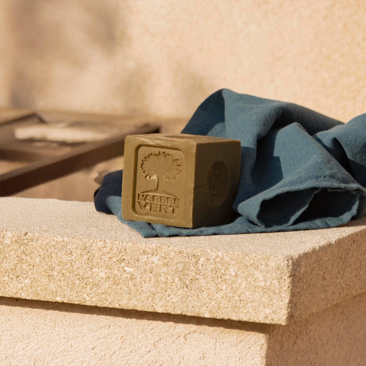 Savon de Marseille 72% A l'huile végétale 300 g