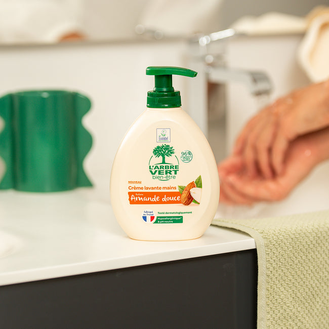 Crème lavante mains Amande douce 300 mL